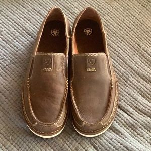 Men’s Ariat cruiser shoes,. Size 12 D (medium)